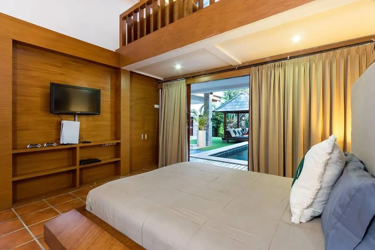 Buddha Beach Villa Seminyak