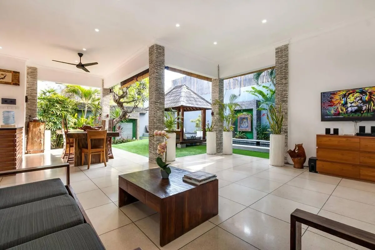 Buddha Beach Villa Seminyak 0*,